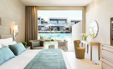 https://ohmydream.club/storage/media/uploads/sani_dunes/rooms/Family Room Private Garden/prev/6383cec8175e5.jpg